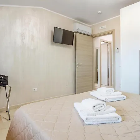 Beautiful In Apartment Balestrate